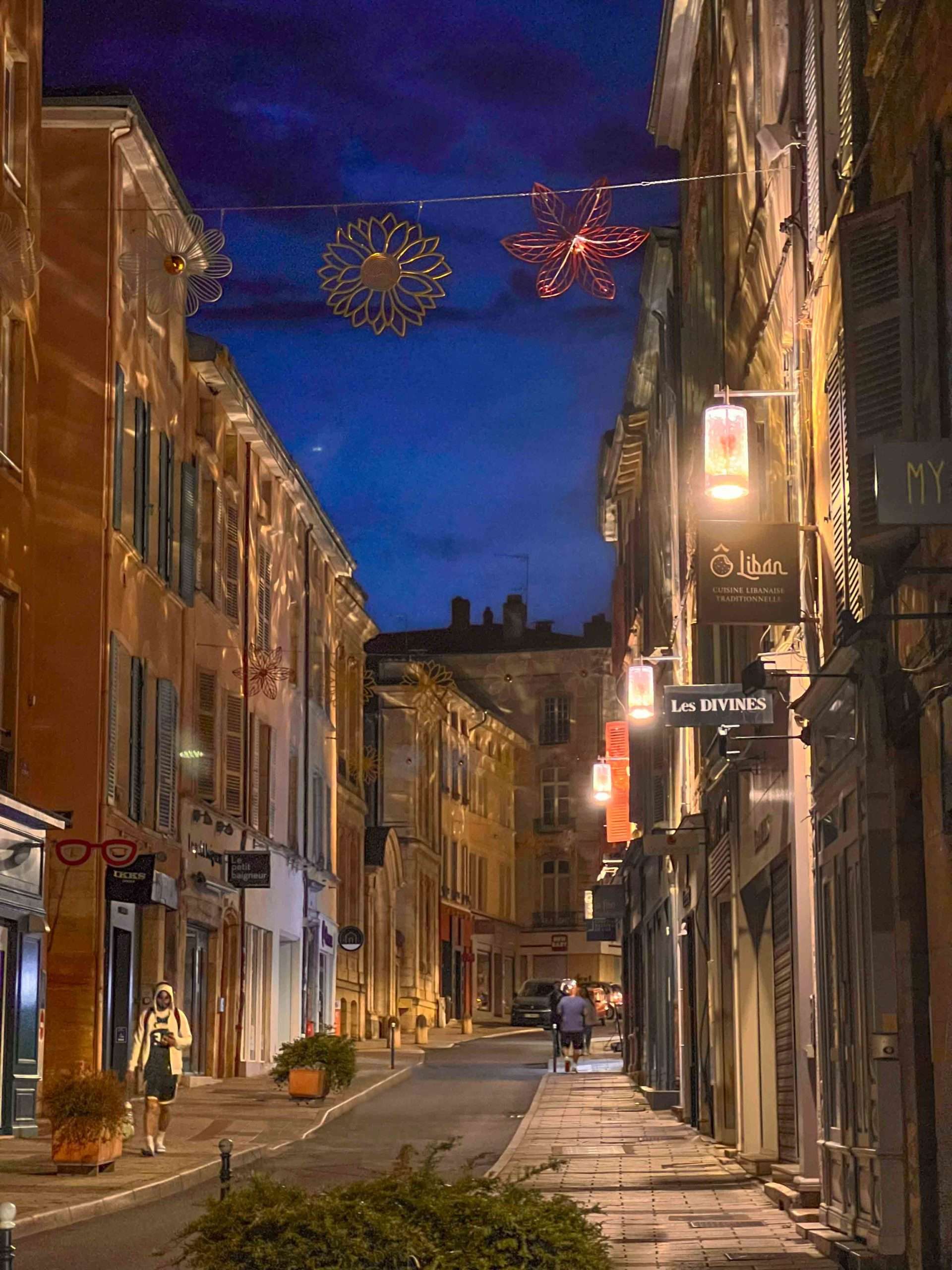 Mâcon illuminée de nuit par NoctaBene.